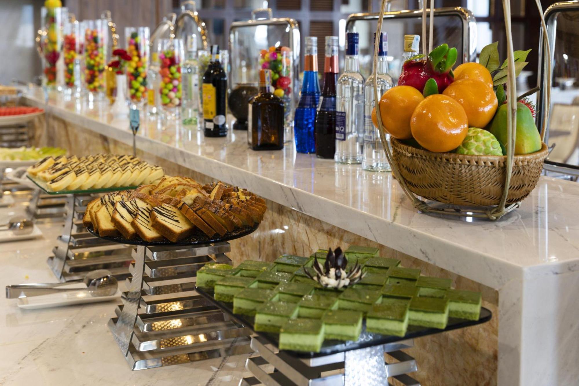 Daphovina Hotel На Транг Екстериор снимка