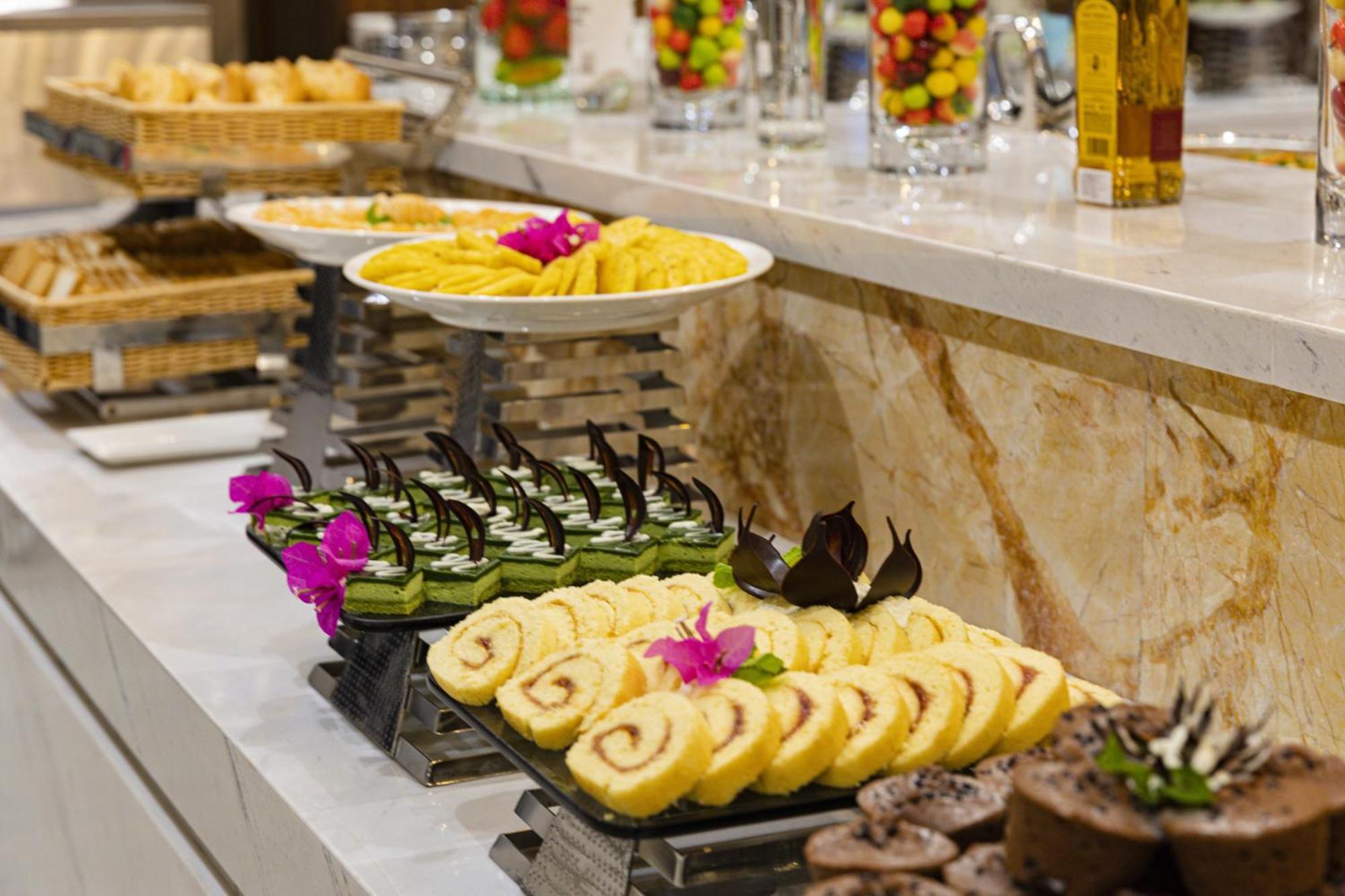 Daphovina Hotel На Транг Екстериор снимка