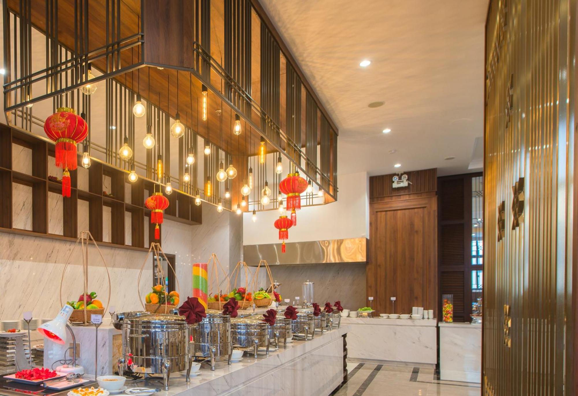 Daphovina Hotel На Транг Екстериор снимка