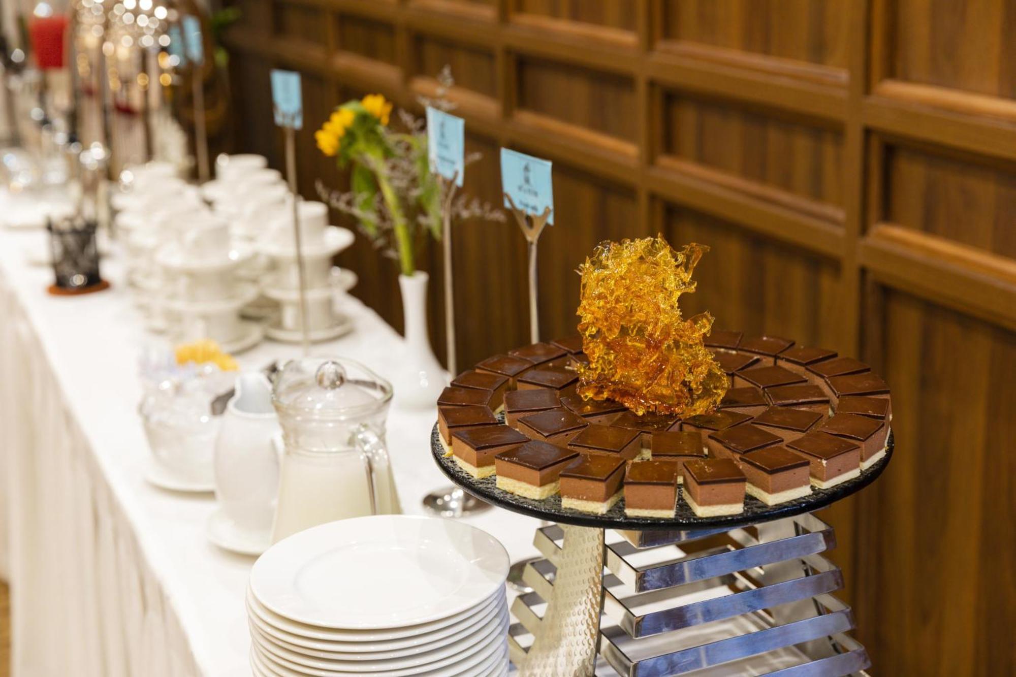Daphovina Hotel На Транг Екстериор снимка