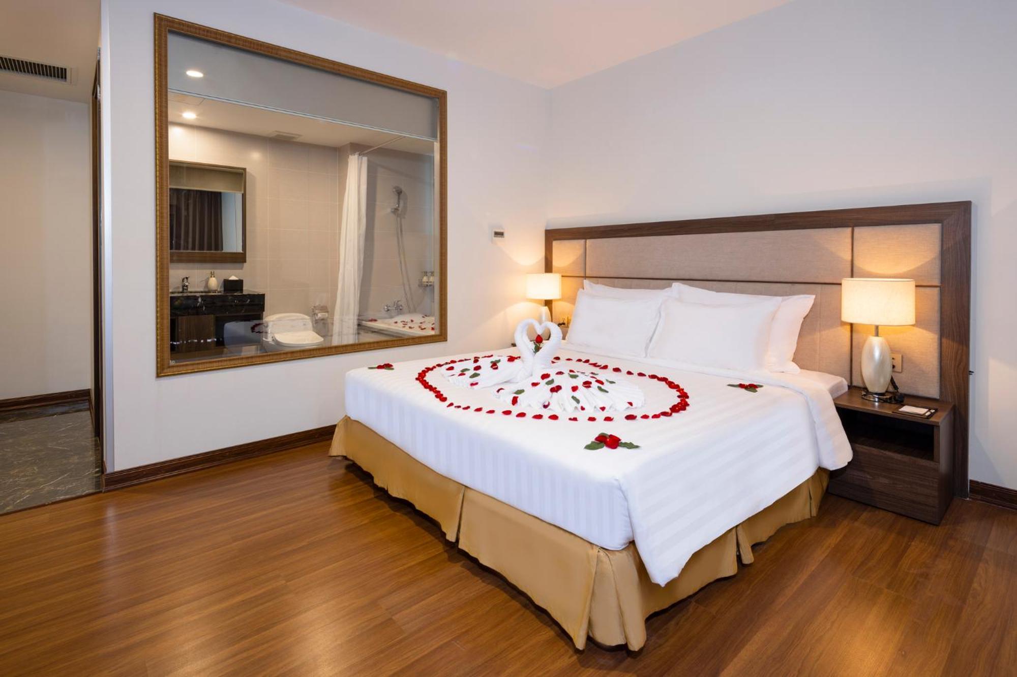 Daphovina Hotel На Транг Екстериор снимка